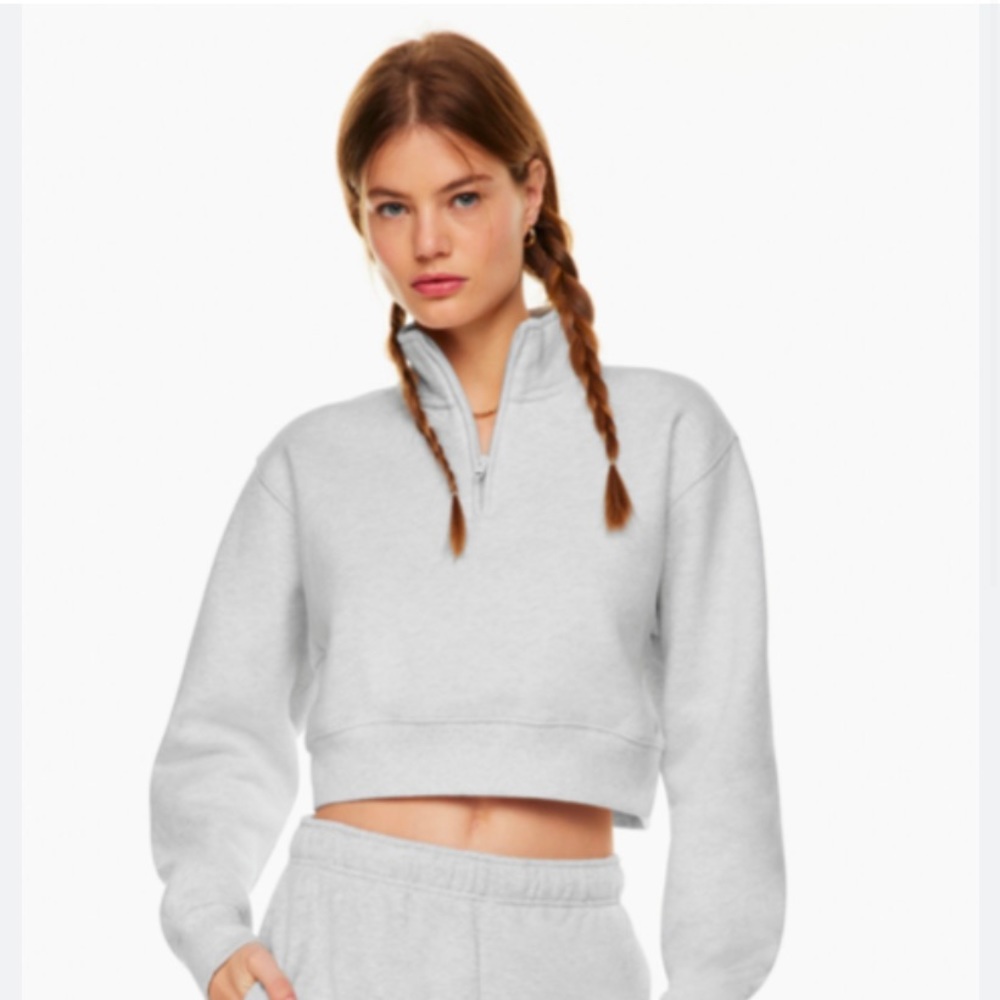 Aritzia TNA crop sweater and shirt set